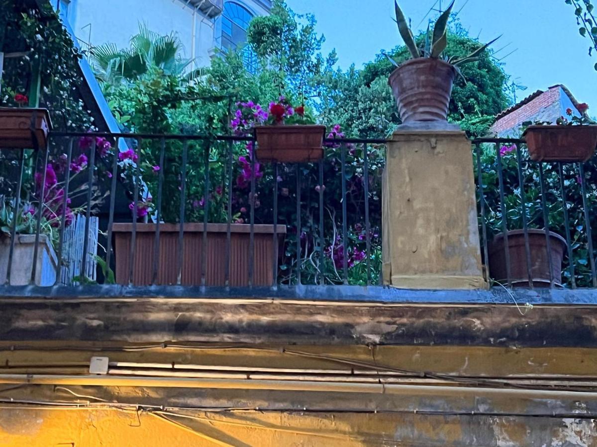 דירות נאפולי La Limonaia Di Chiaia מראה חיצוני תמונה